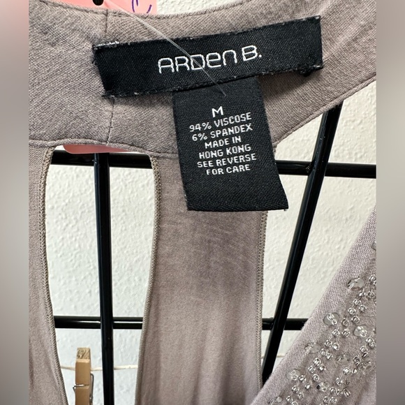 Arden B Dressy Sequin Plunge Top - Picture 2 of 4